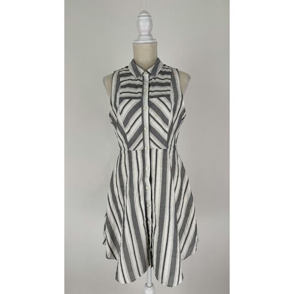 BCBGeneration Collared Striped Shirt Dress Womens Size 8 Grey White Sleeveless - Picture 1 of 10